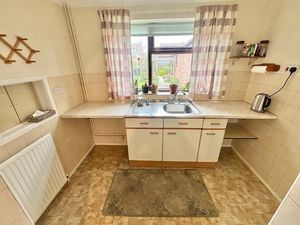 Photo 25- click for photo gallery